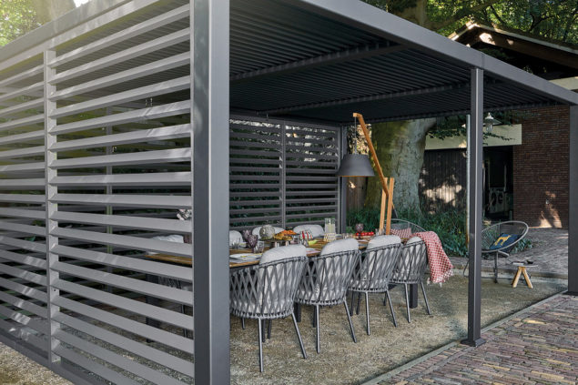 SUNS Aluminium-Seitenwand für Maranza-Terrassendach 720 cm x 350 cm