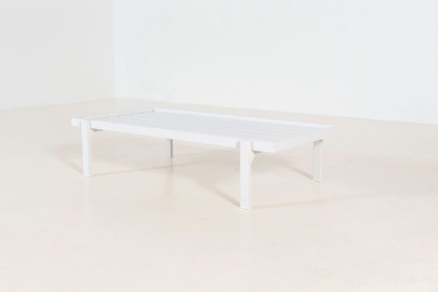 Flow Sublime Aluminium-Loungetisch weiß 120 x 64 cm