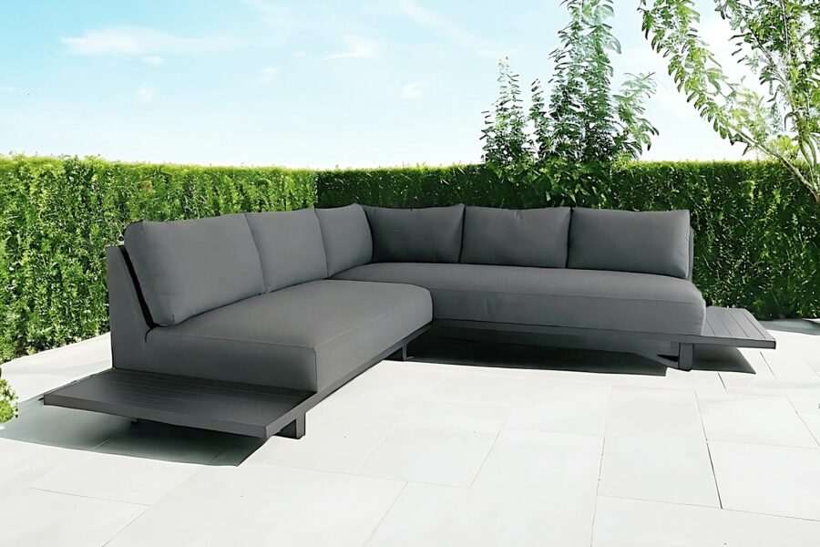 Flow. Emerald plattform lounge sofa sooty