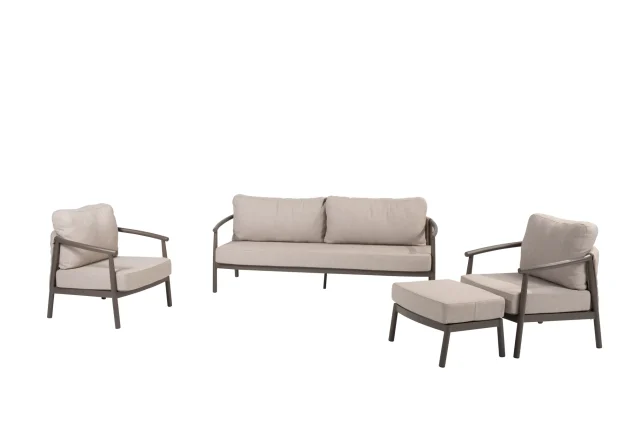 Taste by 4 seasons Barolo loungeset