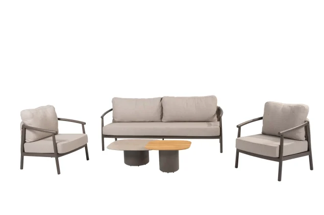 Taste by 4 seasons Barolo loungeset