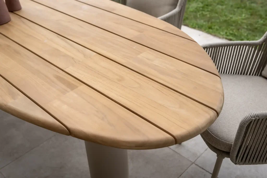 4 Seasons Outdoor Bernini Gartenmöbel-Set latte mit Estate Tisch 240 cm - Detail