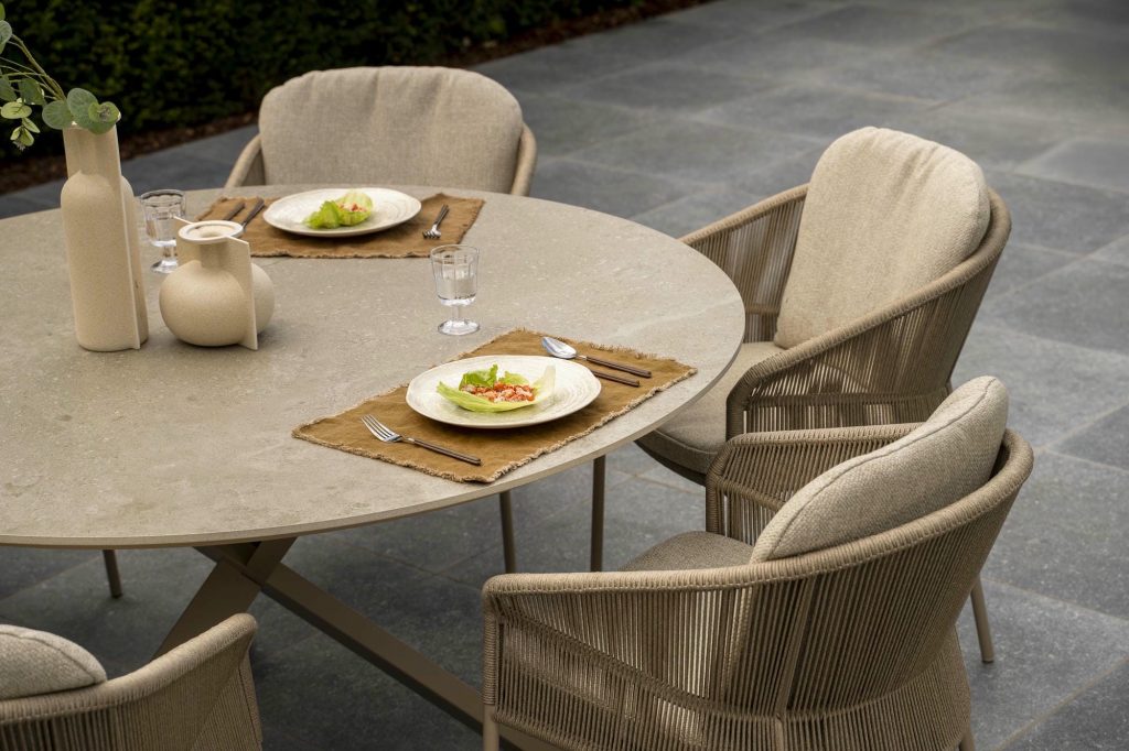 Taste by 4 Seasons Florence Gartenmöbel-Set latte mit Prado Tisch