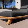Flow Lumosa Daybed Sooty mit Teakholzrahmen