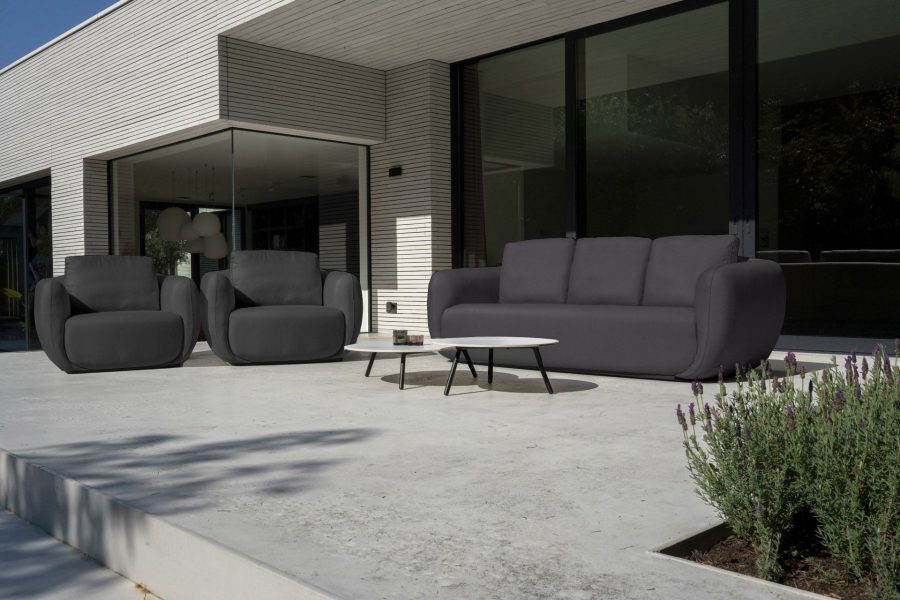 Flow Cosmo Sofagarnitur XL Sooty mit Vaya Tischen