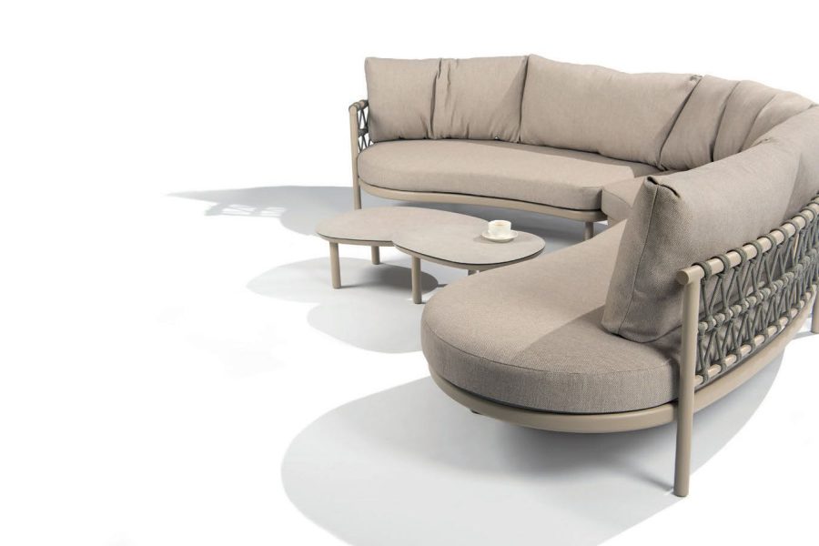 Taste by 4 Seasons Piacenza Loungebank Latte mit Monroe Tisch-Set Latte 65 x 32 en 80 x 27 cm