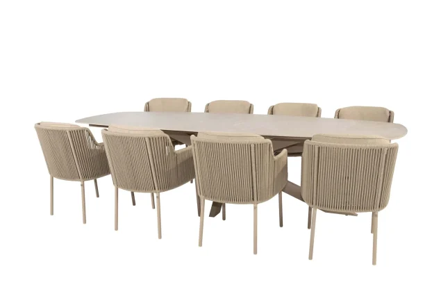 4 Seasons Outdoor Bernini Gartenmöbel-Set Latte mit Prado Tisch mit tonnenförmiger Platte 300 cm