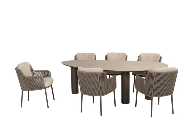 4 Seasons Outdoor Bernini Gartenmöbel-Set Terre mit Arizona-Tisch mit kieselförmiger Keramikplatte 240 cm