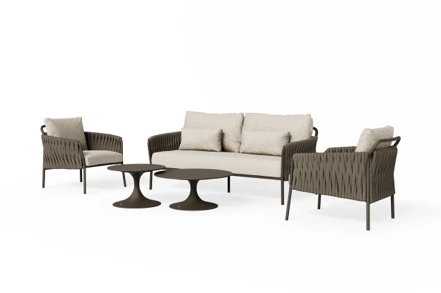 Suns Fiavè Lounge-Set – Gestell in Bronze mit Pebble Desert-Bouclé-Kissen + Nova-Lounge-Tische