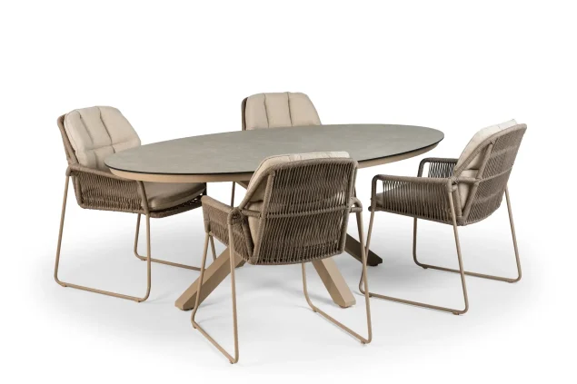 Tierra Outdoor Rivera 5-teiliges Gartenmöbel-Set in Champagner mit Oblong-Tisch 200 x 110 cm