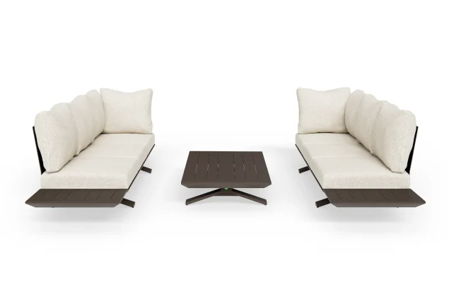 Suns Stockholm Lounge-Set im Ibiza-Stil mit bronzefarbenem Gestell und Beachy Bouclé-Kissen